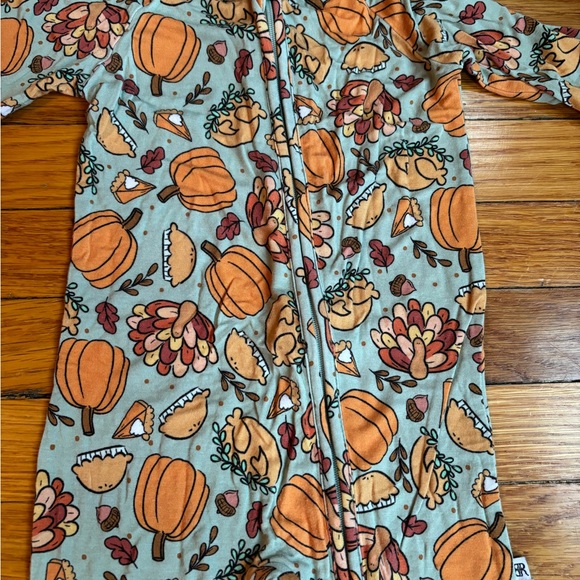 Bums and Roses Zippy - Picture 2 of 4